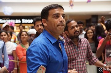 Kerintha Movie Team at Manjeera Mall Kukatpally